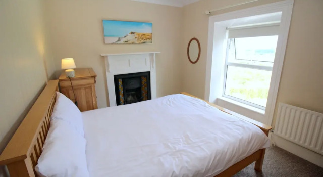 Alcorn's farmhouse 10 mins from beach