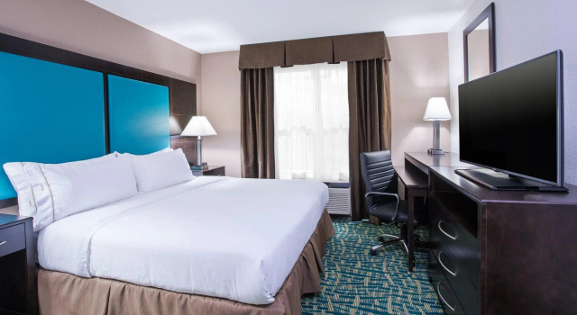 Двухместный люкс Holiday Inn Express & Suites Wyomissing by IHG