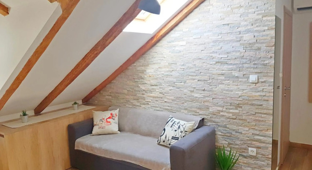 Attic Split apartment near city centre, Prenota Appartamento Hotel a Croatian Islands con parcheggio, Parcheggio