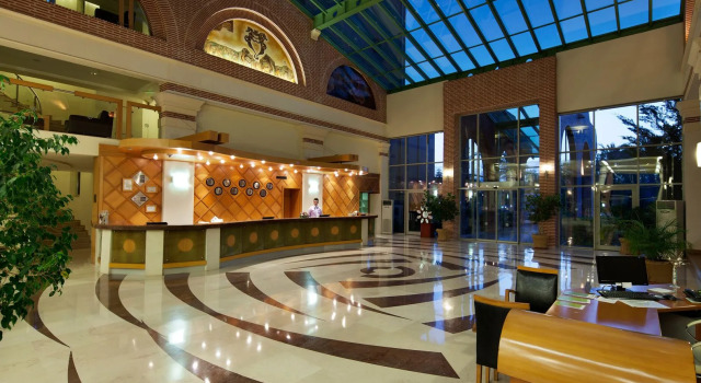 Selectum Family Resort Side