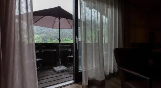 Haus 4 Jahreszeiten, Book Hotel Hotels in Vorarlberg with Parking, Parking