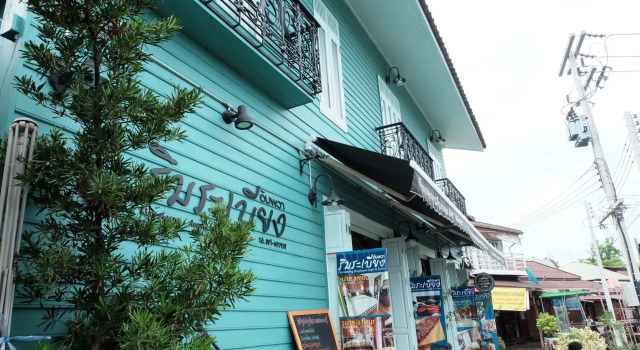 Rimrabeang Amphawa Cafe and Suite, Забронировать Гостевой дом Отели Ампхава с парковкой, Парковка
