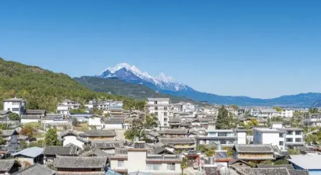 Shanshui Yunju · Yulong · Snow | Mountain View Snow Resort Hotel (Lijiang Yulong Changshui Road), Prenota Resort Hotel a Lijiang con parcheggio, Parcheggio
