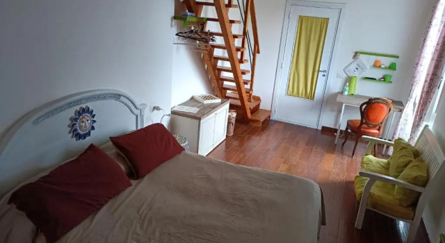 Четырёхместный номер Standard с видом на горы B&B PompeiLog