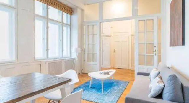 New Design Apartment - Váci utca 11, Забронировать Апартаменты/квартира Отели Будапешта с завтраком, рядом с Базар Королевского сада, Завтраки