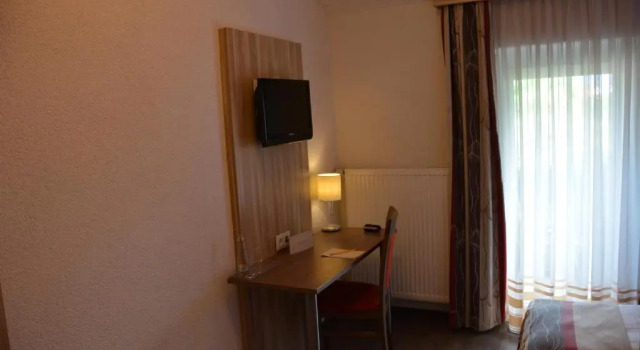 Номер Comfort Alpina Hotel