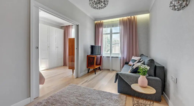 Апартаменты с балконом Grand Apartments