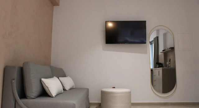 Полулюкс elia boutique hotel
