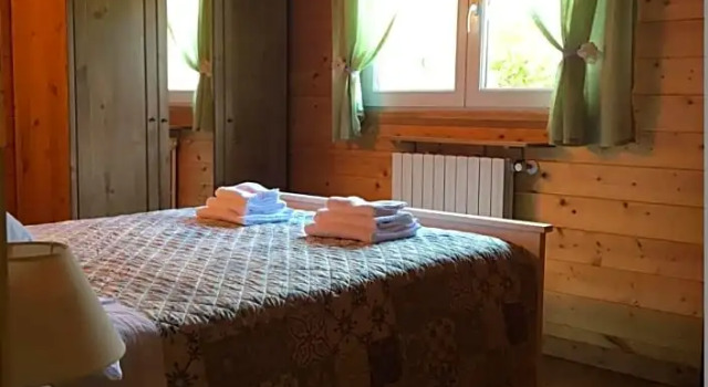 piccola baita, Book Hotel Vigevano Lombardiet