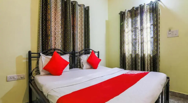 Joaquim Guest House, Prenota Affittacamere Baga 