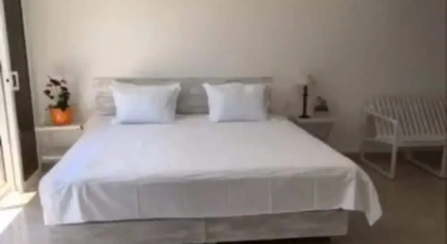 La Primavera, Réserver Hôtel Pereira 