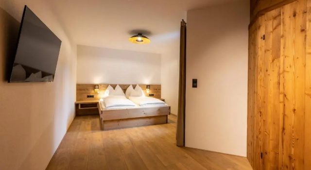 Lodge7 by Woods Lodge