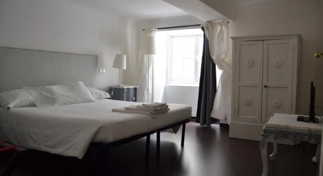 B&B Piccoli Leoni, Забронировать Отель «постель и завтрак» Отели Генуи 3 звезды, рядом с Аквариум Генуи, 3*
