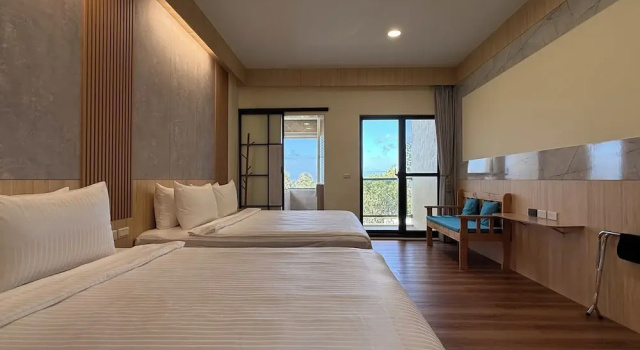 Номер Luxury Light Haus Inn