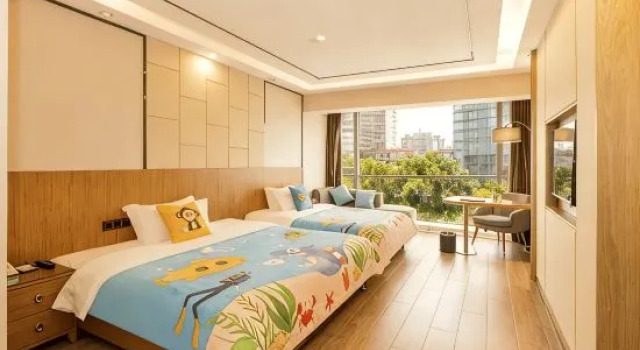 Люкс Ating International Hotel