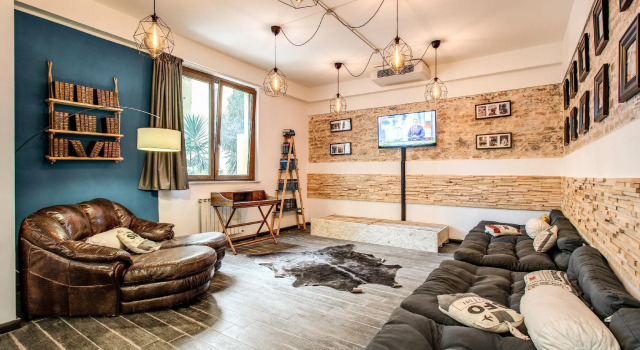Кровать в общем номере (мужской номер) Hostel Trastevere 2