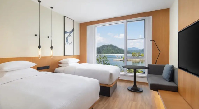 Standard Doppel Zimmer mit Seeblick Fairfield by Marriott Hangzhou Qiandao Lake