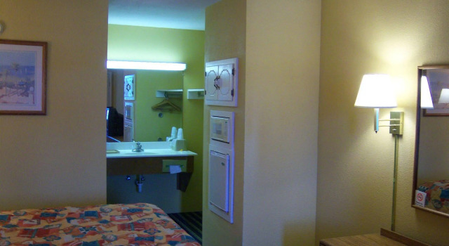 Lakeside Inn, Book Hotel Hoteller i Guntersville med parkering, Parkering