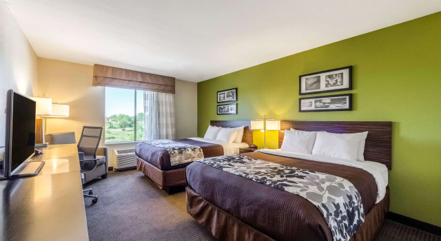 Четырёхместный номер Standard Sleep Inn & Suites Jourdanton - Pleasanton