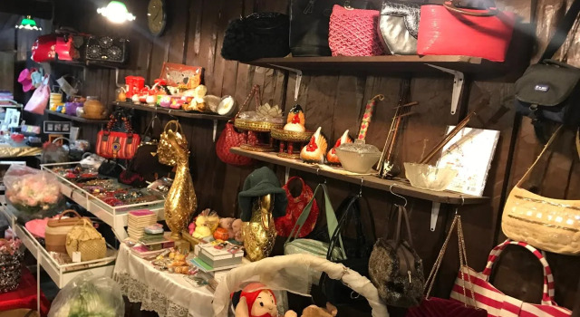 The shark resort ปราณบุรี, Забронировать Курортный отель Пранбури провинция Прачуапкхирикхан