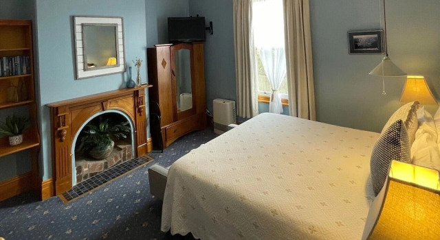 Standard Zimmer Hanlon Guest House