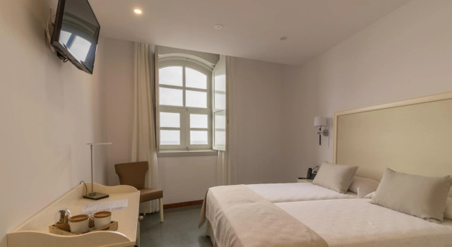 Hotel Emblemático Holiday Time, Buchen Sie Hotel Santa Cruz de la Palma La Palma