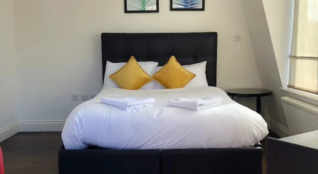 Hans road Apartment