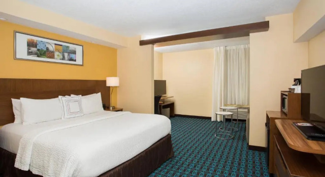 Номер Executive Fairfield by Marriott Inn & Suites Raynham Middleborough/Plymouth
