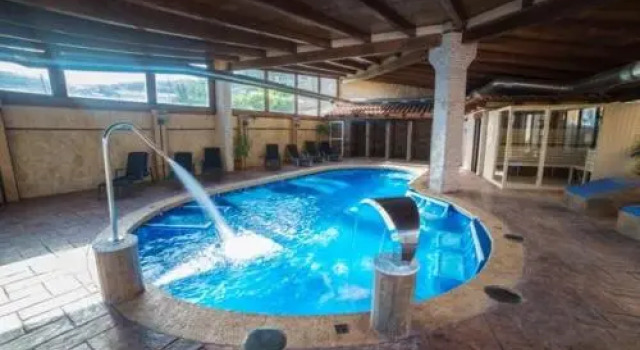 Hostal Rural & Spa Las Vistas, Забронировать Курортный отель Пастрана La Alcarria, рядом с Музей гобеленов