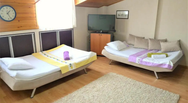 Comfy roof with terrace - 4 TH FLOOR NO ELEVATOR-Central Heating, Забронировать Апартаменты/квартира Апартаменты Денизли, Апартаменты/квартира