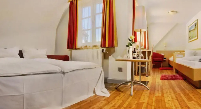 Четырёхместный номер Standard Marktplatz-Hotel Ochsen