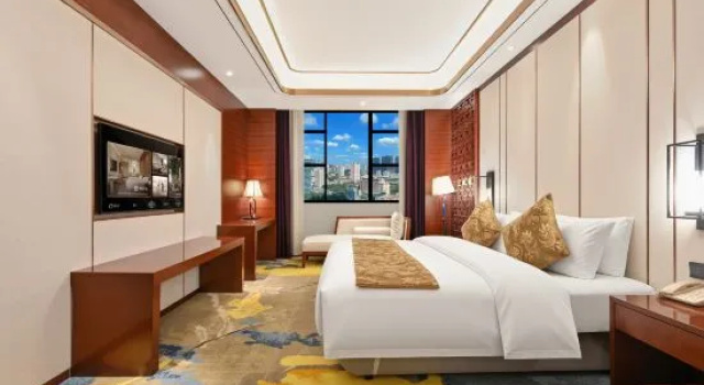 Люкс Business Zhongquan Junlin International Hotel (Fuyang Linquan County Government Branch)