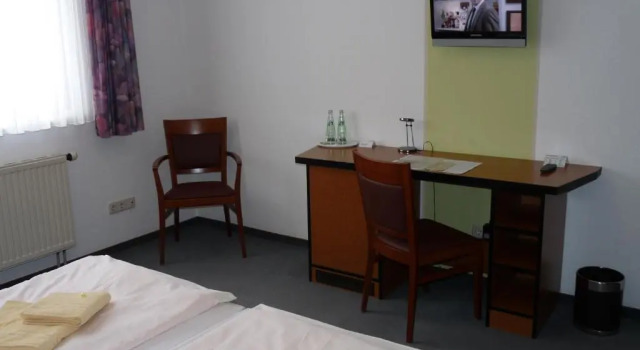 Camera Standard Hotel zur Kanone
