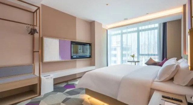 Люкс Business Lavande Hotel (Yunfu Luoding Branch)