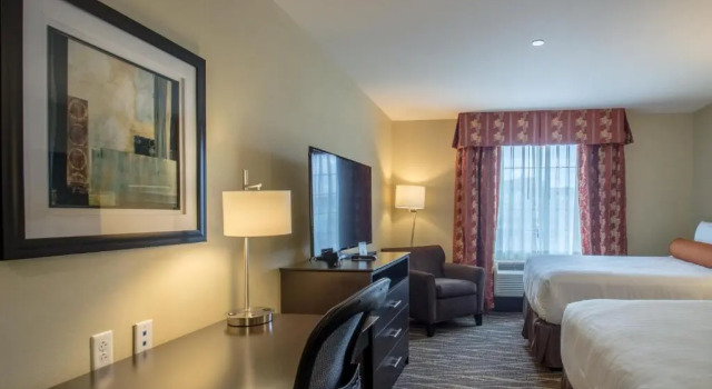 Двухместная студия Creekstone Inn & Suites - St Marys