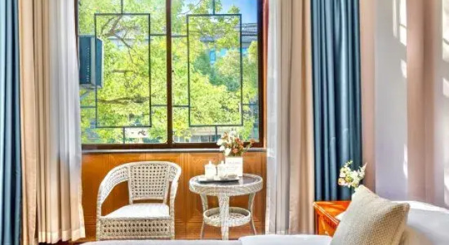 Yunfeier Hotel (Lijiang Gucheng Zhongyi Market Mu's Mansion)