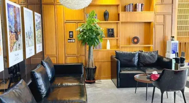 Subo Yun Hotel (Donggang City Mansion), Book Hotel Hotels in Liaoning with Parking, Parking