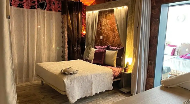 Suite SPA Acces Autonome, Забронировать Курортный отель Курортные отели Овернь-Рона-Альпы, Курортный отель