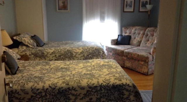 Maple Tourist Home Bed & Breakfast, Забронировать Отель Отели River Valley 3 звезды, 3*