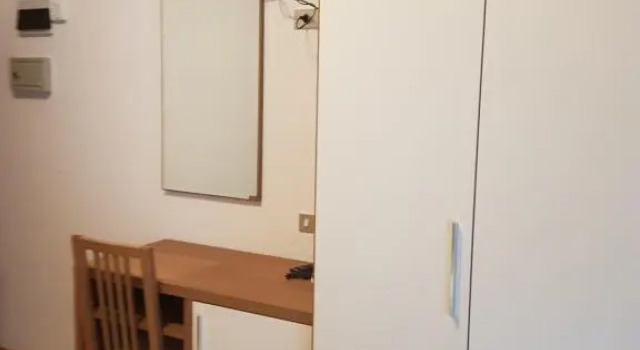 Четырёхместный номер Standard с балконом Hotel De La Plage