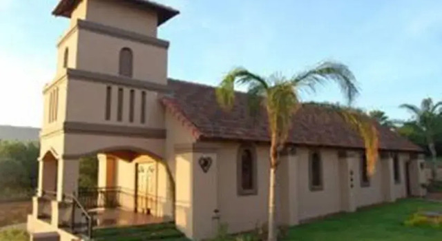 Casa Bella Guesthouse, Забронировать Гостевой дом Кроондал Magaliesberg Biosphere