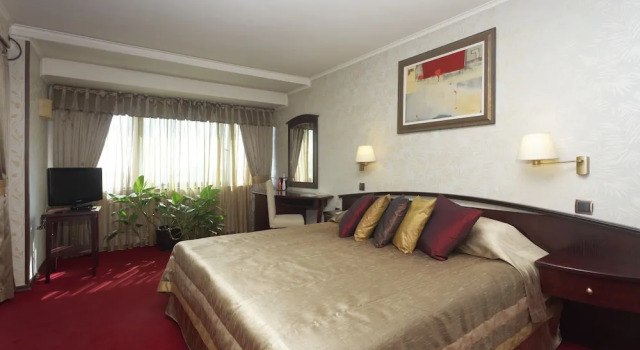 Апартаменты Standard c 1 комнатой Capitol Hotel
