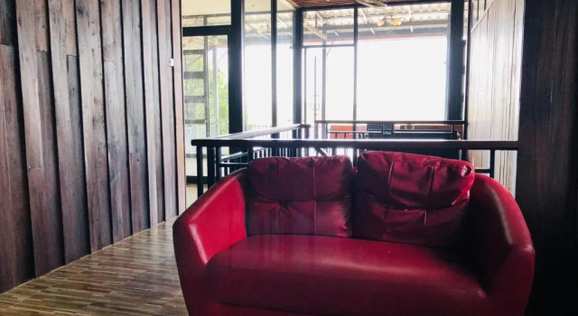 Коттедж с 4 комнатами Mekong Tarawadee Villa