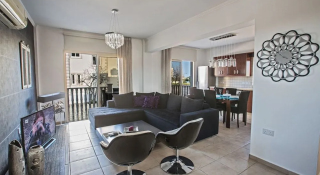 Tonia Villa, Rezerwuj Willa Hotele w Protaras z parkingiem, w pobliżu Fig Tree Bay, Parking