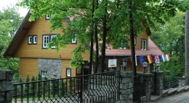Willa RADosna, Reserva ahora Hotel Hoteles baratos en Baja Silesia