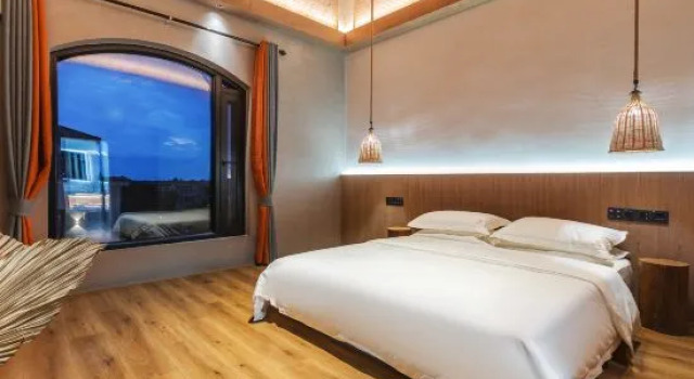 Семейный люкс с видом на реку Ruyi Garden Hotel