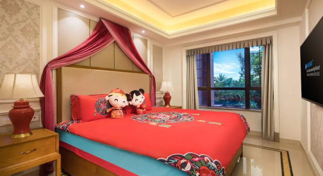 Двухместный люкс Honeymoon с видом на бассейн Wyndham Hainan Clearwater Bay Resort