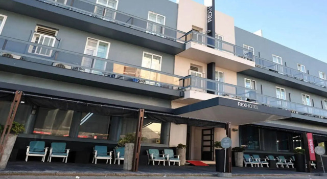 Hotel Rex, Rezerwuj Hotel Hotele w Piriapolis z basenem, Basen