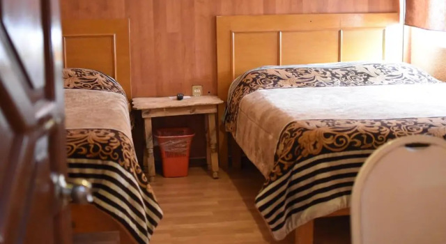 Standard- firedobbelt værelse Hostal Quinto Sol