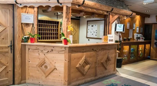 Village De Vacances Les Flocons Verts, Забронировать Отель Араш-ла-Фрас Гранд Массив, рядом с Горнолыжный подъемник Плен Соле
